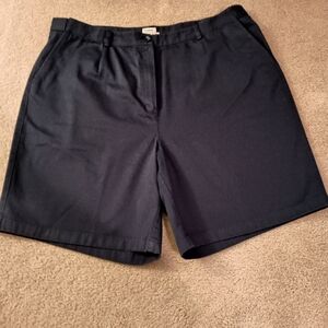 LL Bean Navy Original Fit Mens Shorts 40W X 22L  Preppy Classic Closet Staple